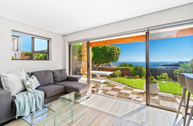 Zaria Sun Cottage - One Bedroom Apartment, Sleeps 2
