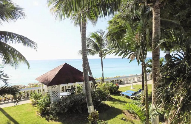 Zenbreak Freshwater Beachfront 6