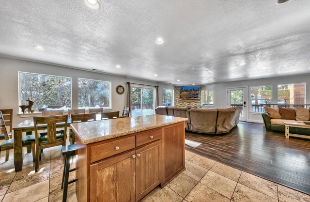 Zephyr Cov 5BR4BA -Pool,Spa,Steam Rm,5 Min 2 Ski