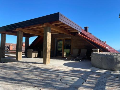 Zerko Holiday Apartment Janko with a private outdoor jacuzzi for FREE