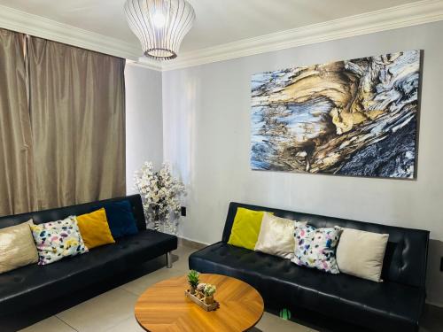 Zona dorada: amplio departamento para 12