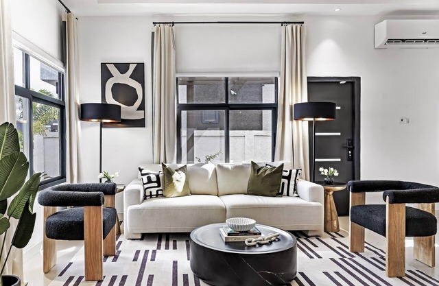 Zuma Villa/3BR/3.5BA/Rooftop Terrace/Sea View/Pool/Gated/10 mins to Beach/Swings