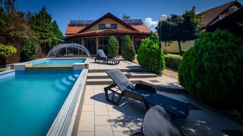 Bekesszentandras Villa | Álomkert Vendégház