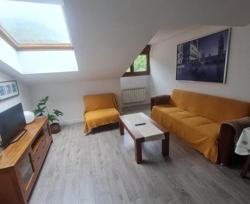 Felechosa Apartment | Ático Felechosa loft