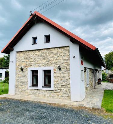 Malotice House | Útulný dům pro odpočinek