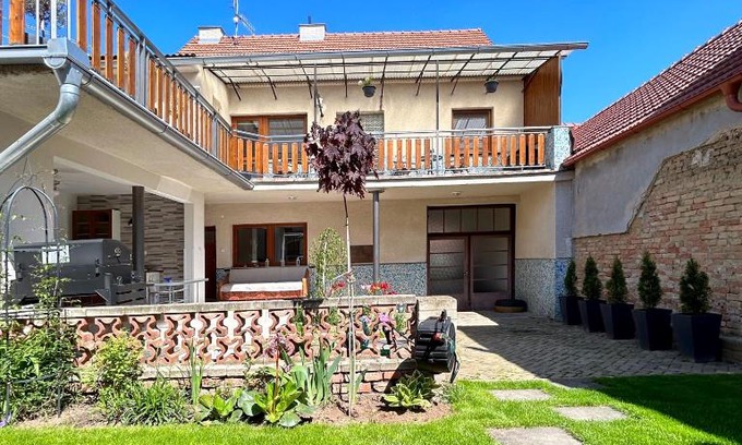 Cejkovice House | Čejkovský dvorek