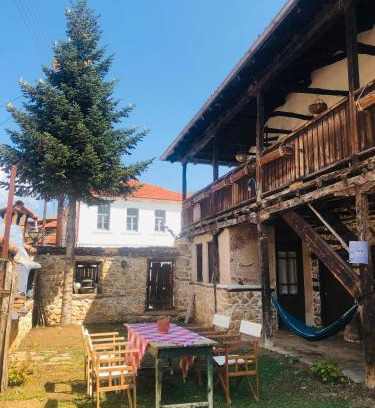 Lefkonas House | Χαγιάτι