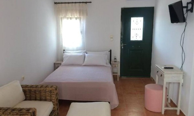 Kokkini Chani Apartment | Όμορφο εξοχικό στούντιο με πισίνα & κήπο,εύκολη πρόσβαση, 6χλμ από αεροδρόμιο