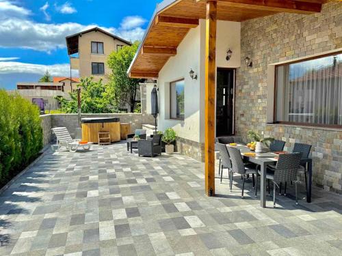 Dobrinishte Villa | Вила Рафаела-Мартина