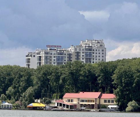 Ternopil Apartment | Квартира в парку біля озера, 10 хв до центра, 1км
