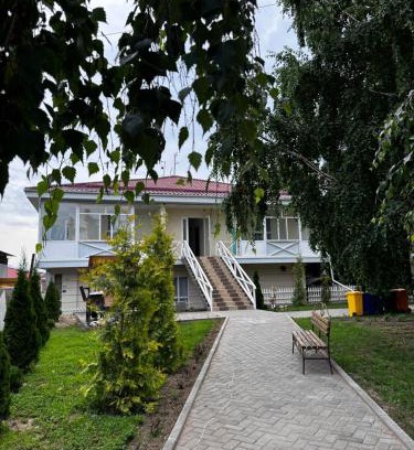 Issyk-Kul Region Apartment | Квартира-студия Радуга Вест Прованс