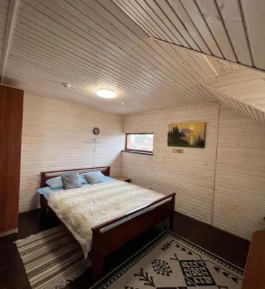 Zhydachivs'kyi District House | Котедж за містом