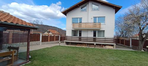 Raduil House | Къща за гости Релакс-Рaдуил