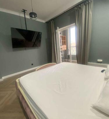Yesil District Apartment | Недавно отремонтированные, новые апартаменты в стиле лофт с одной спальней и гостиной в Nexpo City - район Экспо, торгово-развлекательный центр MEGA Silk Way, INVICTUS GO, Назарбаев Университет, недалеко Ботанический Сад, аэропорт