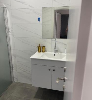 Tiberias Apartment | דירה מההמת נוף לכנרת 10 אנשים