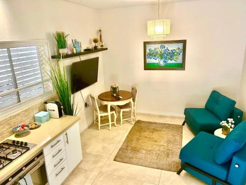 Kfar Blum Apartment | לארח, זה בטבע שלנו