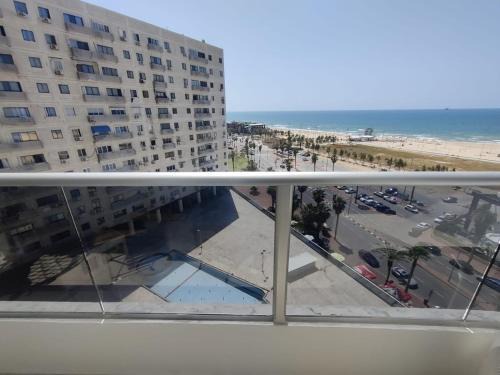 Ashdod Apartment | סוויטת פאר מול הים