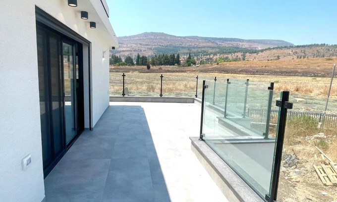 Qiryat Shemona Apartment | צימרים בקריית שמונה