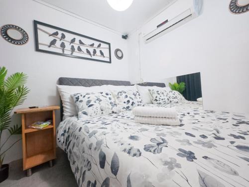 Arad House | צימר פלטינום - צימר עם בריכה וג'קוזי פרטיים בערד