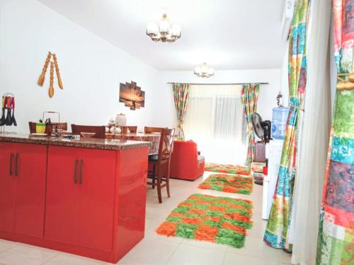 Sidi Abd El-Rahman Apartment | شاليه بروف بامواج الساحل الشمالي 2 نوم و 2 حمام يري البحر و بحيرة الفندقية السعر شاملة شحن كروت الايجار و شحن الكهرباء والمياه و الهاوس كيبينج