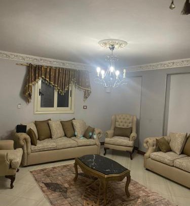 Ad-Darb al-Ahmar Apartment | شقة مخدومة جسر السويس
