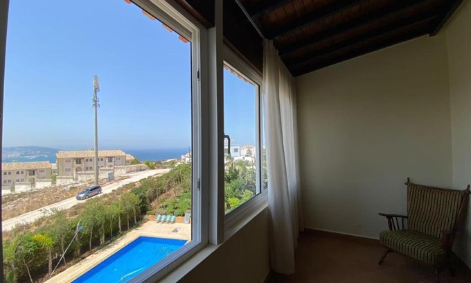 Al Bahraoyine Villa | فيلا فخمة طنجة نوينويش Malabata