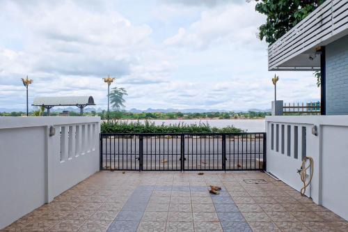 Nakhon Phanom House | บ้านเลียบโขง@นครพนม