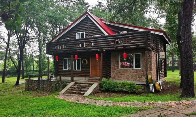 Beidaihe Villa | 北戴河海边森林木屋别墅