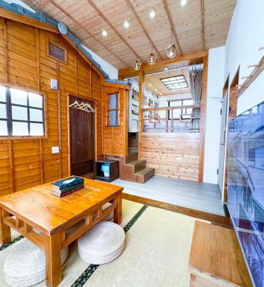 Tainan City Centre House | 慢步南國 雙包棟民宿 Slow Tainan Entire Home