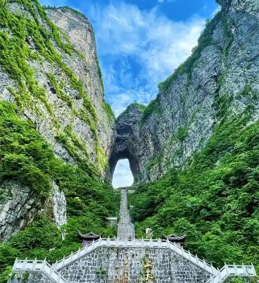 Yongding House | 拾光有你民宿-Tianmen mountain-Book ticket service