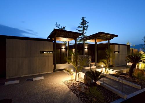 Miyazu Villa | 汐汲浜シーサイドヴィラ浜つづり