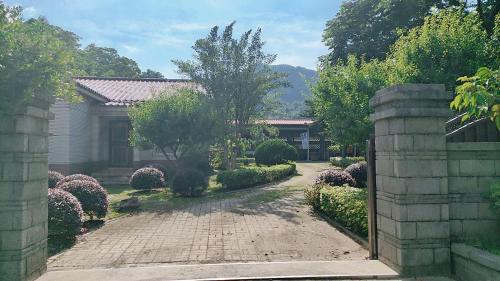 Shitan House | 進泉莊民宿 有卡拉ok可以烤肉可以帶寵物