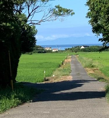 Tateyama House | 青と夕日