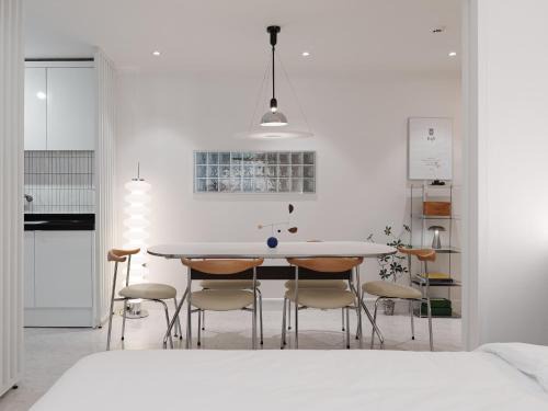 Yeoksam Apartment | 센트럴강남주차가능한3room빌라2호선9호선