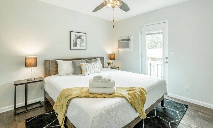 Chattanooga Cabin | 08: The Evans Room - A PMI Scenic City Vacation Rental