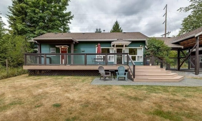 Whatcom County House | 08MBH - WiFi - Pets Ok - A/C - F/P by RedAwning