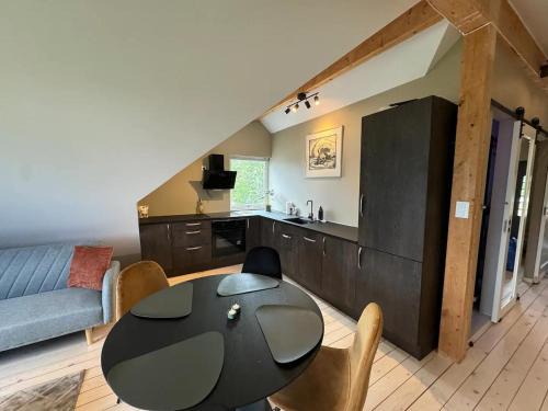 Stokmarknes Apartment | 1 Bed Loft Sleeps 4 -Hot Tub Sauna & Pets Ok