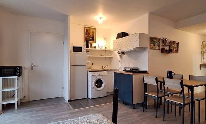 Bussy-Saint-Georges Apartment | 1 Bedroom Apartment in Bussy-Saint-Georges