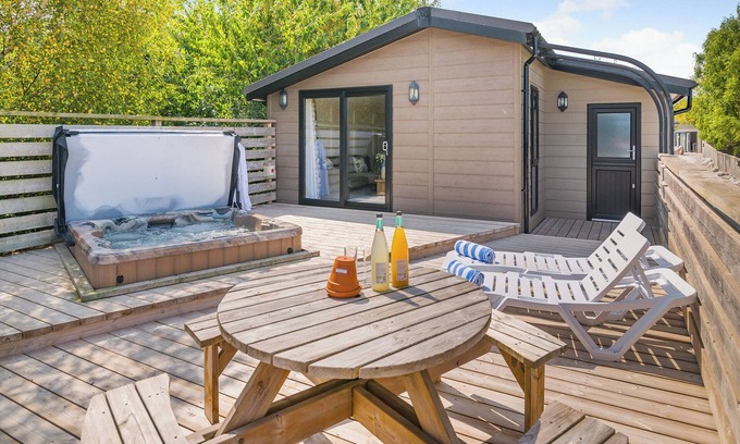 Milverton Ski Chalet | 1 bedroom accommodation in Cannington
