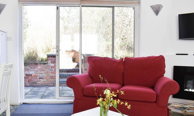 Pentrich Cottage | 1 bedroom accommodation in Hartshay, near Peak District