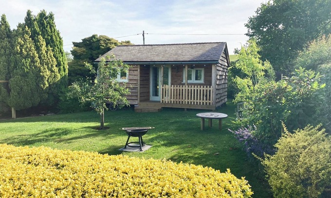 Dulcote Cottage | 1 bedroom accommodation in Launcherley, near Wells