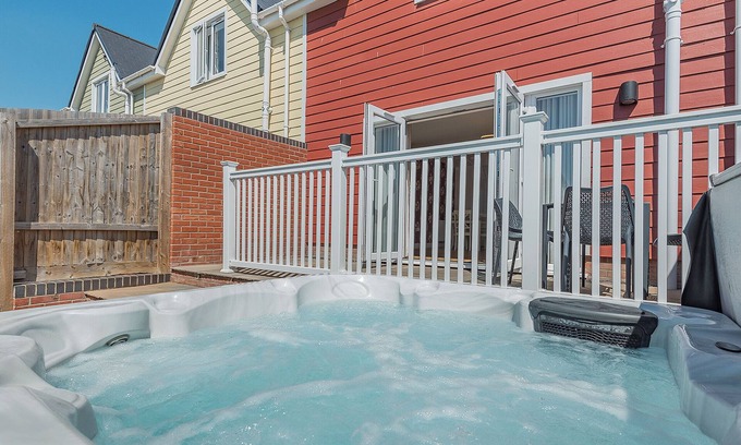 Burgh le Marsh Cottage | 1 bedroom accommodation in Orby