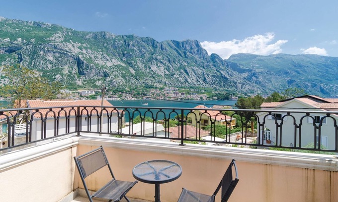 Kotor Apartment | 1 bedroom accommodation in Prcanj