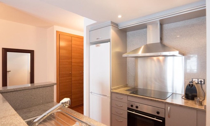 Bordes d'Envalira Apartment | 1 Bedroom Apart (2 adults + 2 children). Alt. 1950 m. PER 1H