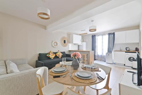Quartier de la Roquette Apartment | 1 Bedroom Apartment - 6P - Le Marais With NetFlix