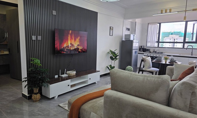 Kilimani Apartment | 1-bedroom apartment in Nairobi's Lavington suburb with gym and pool.