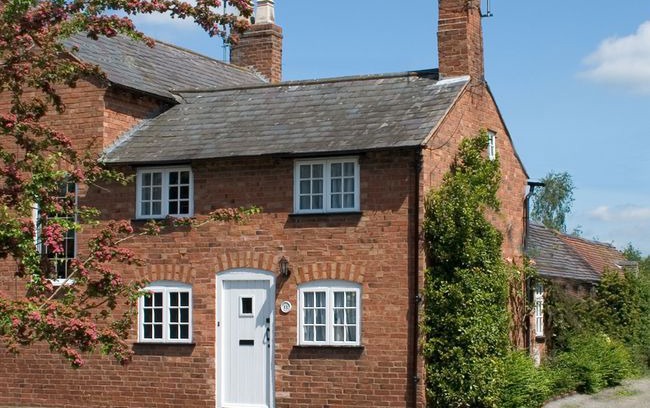 Clifford Chambers Cabin | 1 bedroom Cottage in Stratford-Upon-Avon - 32345