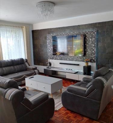 Nakuru Bed & Breakfast | 1 Bedroom Executive