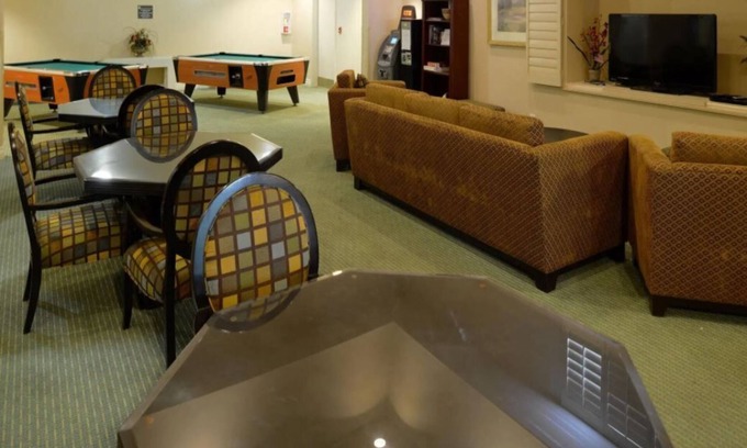 Canyon Corridor Hotel | 1 Bedroom - Full Kitchen 2 Nights FRI SAT Palm Springs/Coachella Weekend