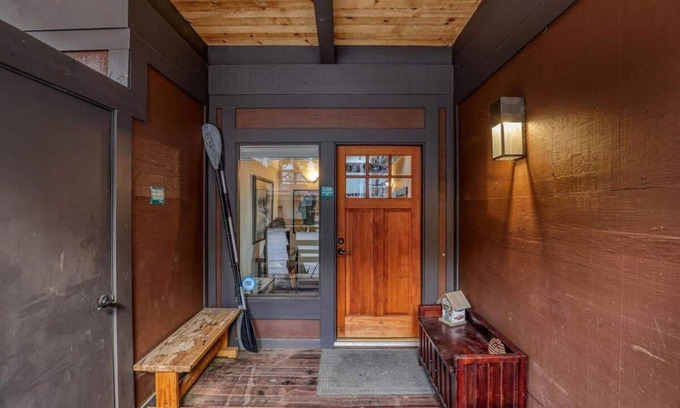 Tahoe City Condo | 1 Bedroom Lakefront at Chinquapin | Unit 150